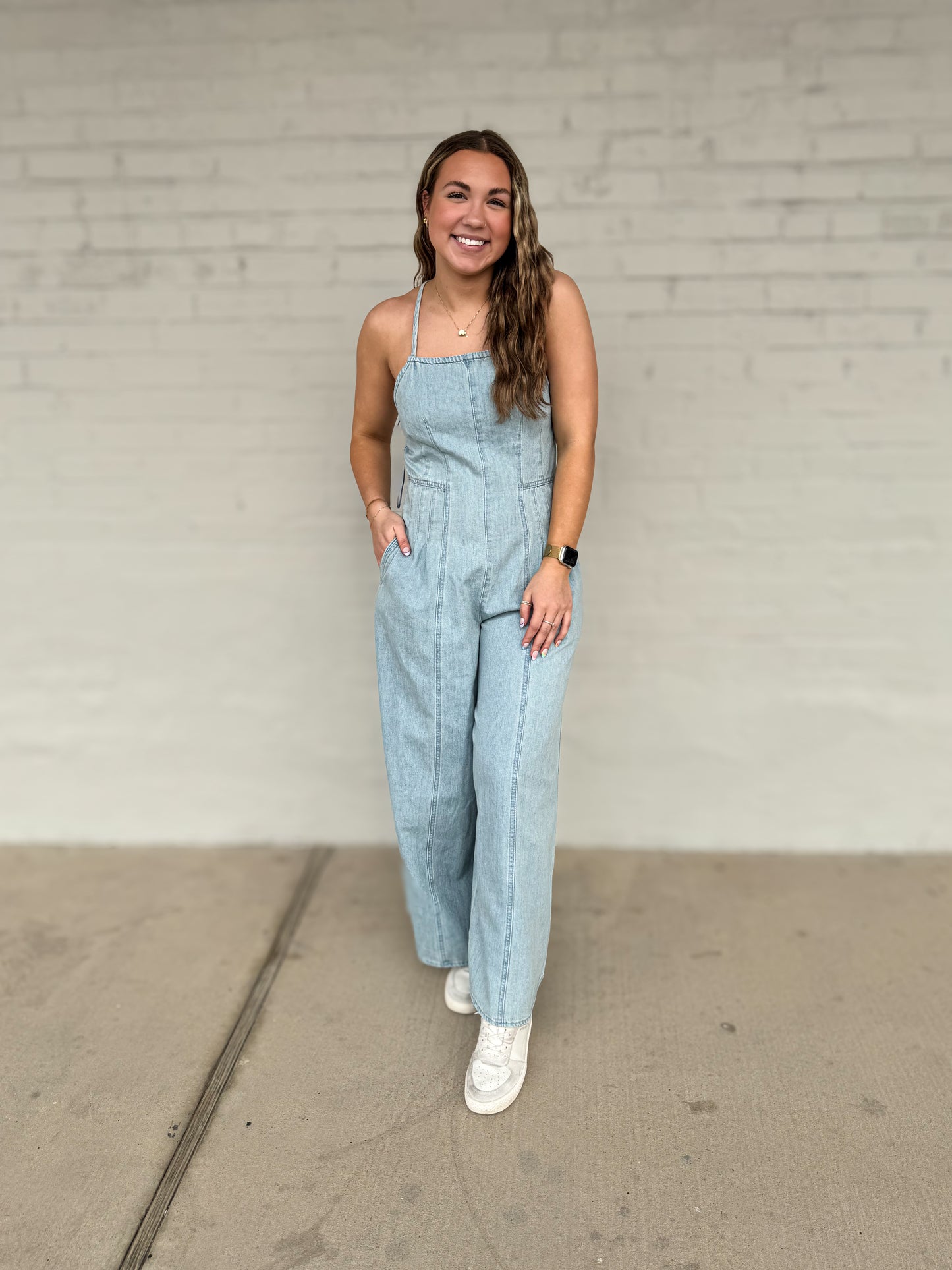 Square Neck Sleeveless Pleats detail denim